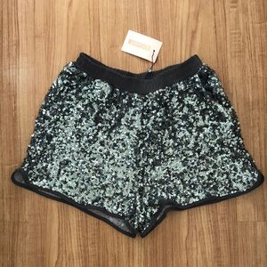 MISSGUIDED Premium Silver Sequin Runner Shorts
